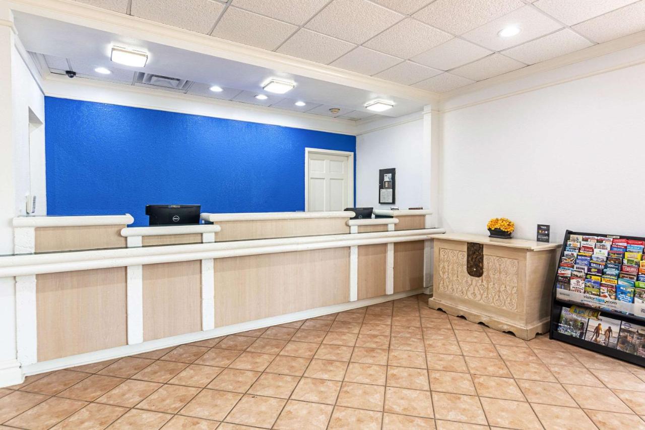 Rodeway Inn Huntsville Kültér fotó
