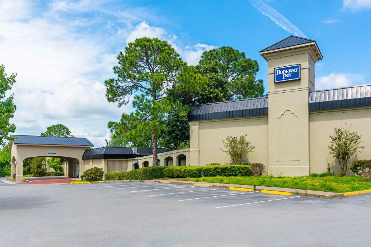 Rodeway Inn Huntsville Kültér fotó